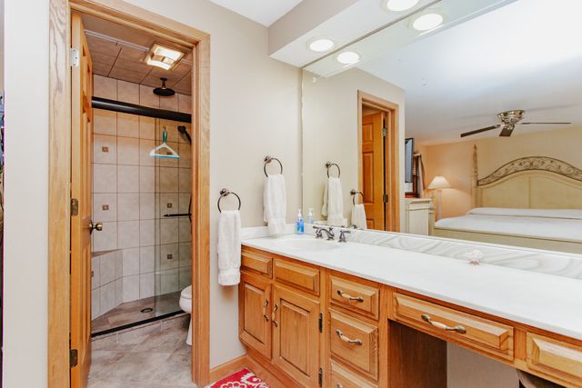 7022 Birchwood Avenue, Niles, IL 60714