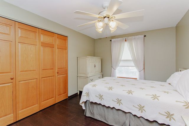 7022 Birchwood Avenue, Niles, IL 60714