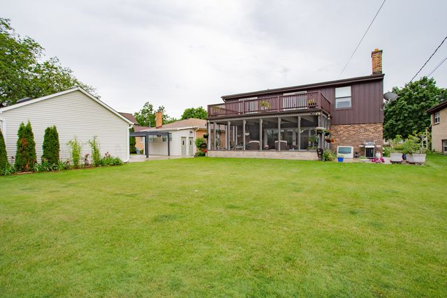 7022 Birchwood Avenue, Niles, IL 60714