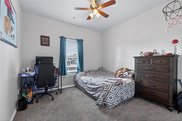 952 Glass Street, Cave Springs, AR 72718