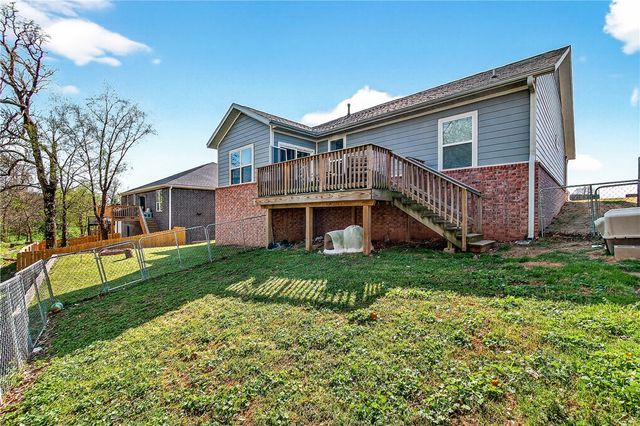 952 Glass Street, Cave Springs, AR 72718