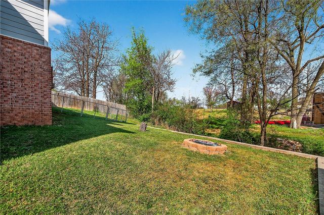 952 Glass Street, Cave Springs, AR 72718