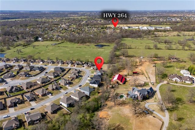 952 Glass Street, Cave Springs, AR 72718