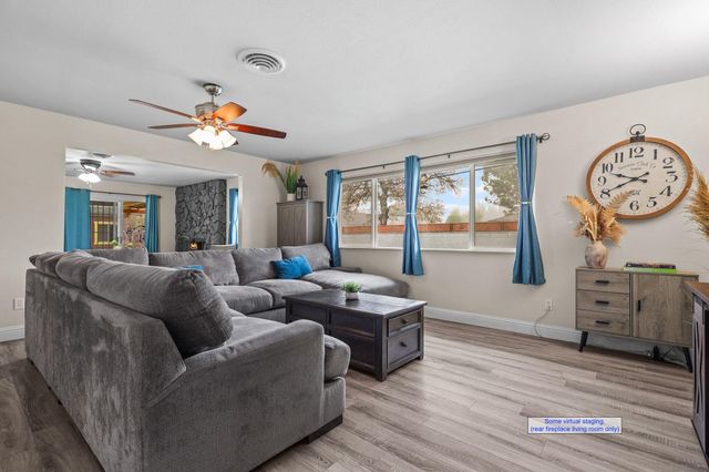 2850 Oakview Drive, Redding, CA 96002