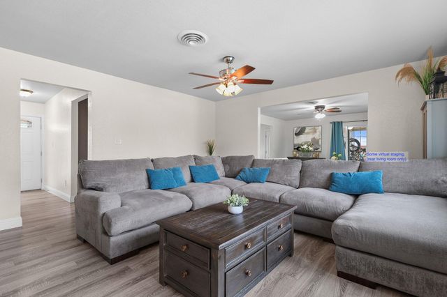 2850 Oakview Drive, Redding, CA 96002