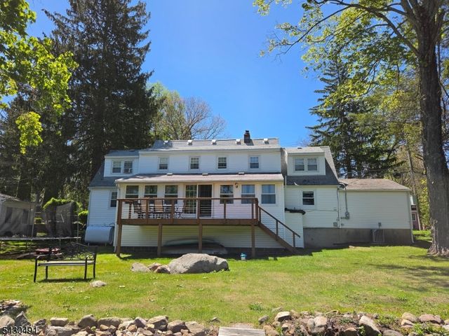32 Telemark Rd, Rockaway Twp., NJ 07866