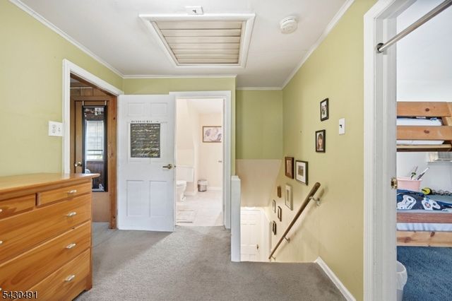 32 Telemark Rd, Rockaway Twp., NJ 07866