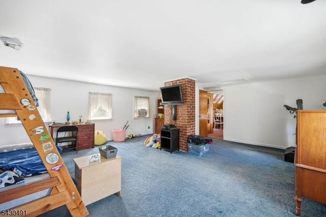 32 Telemark Rd, Rockaway Twp., NJ 07866