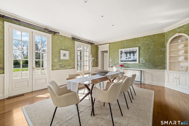 131 Pecksland Road, Greenwich, CT 06831