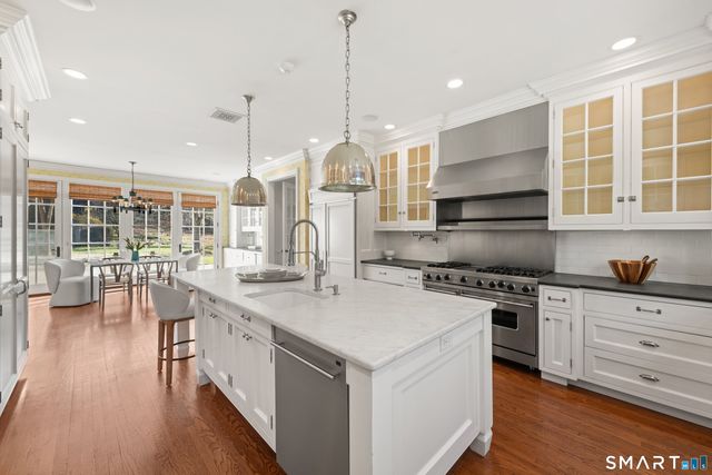 131 Pecksland Road, Greenwich, CT 06831