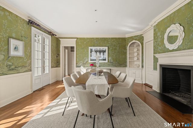 131 Pecksland Road, Greenwich, CT 06831