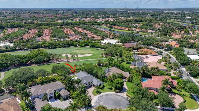 2725 Seneca Circle, West Palm Beach, FL 33409