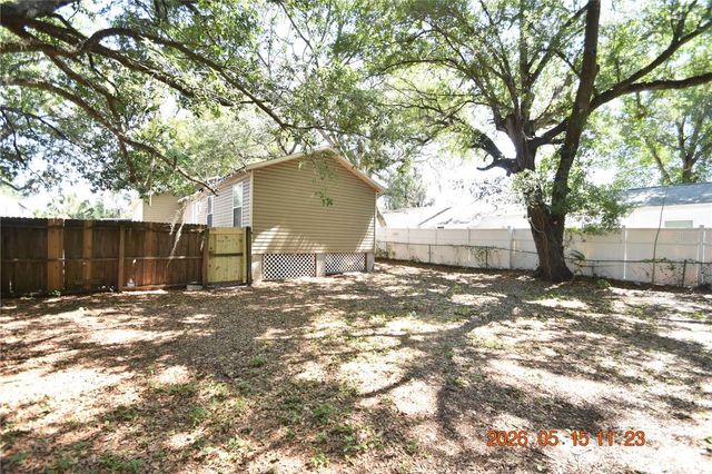 1501 E PALIFOX STREET, Tampa, FL 33610