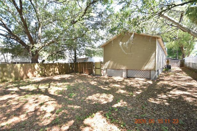 1501 E PALIFOX STREET, Tampa, FL 33610