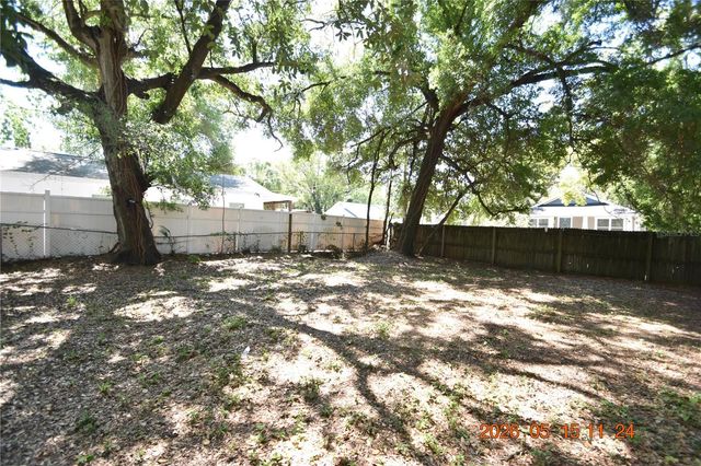 1501 E PALIFOX STREET, Tampa, FL 33610