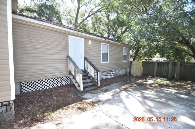 1501 E PALIFOX STREET, Tampa, FL 33610