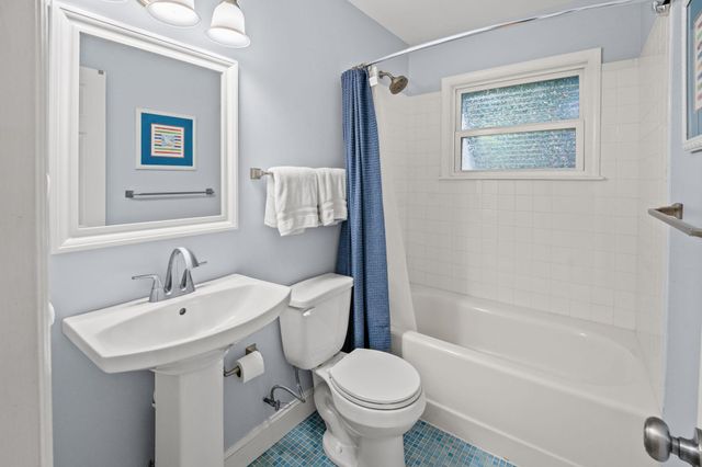 1528 Winyah St., Georgetown, SC 29440