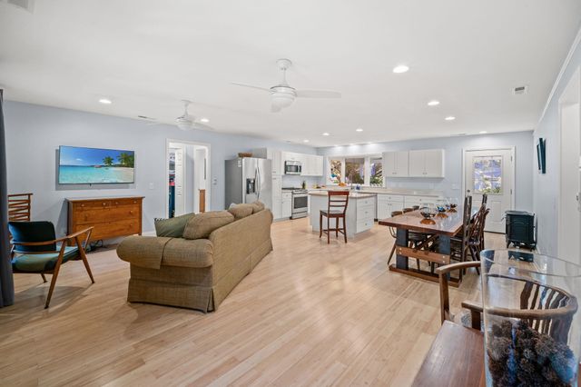 1528 Winyah St., Georgetown, SC 29440