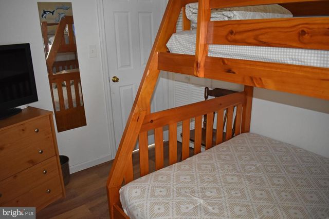 113 E BOAT DR, Tuckerton, NJ 08087