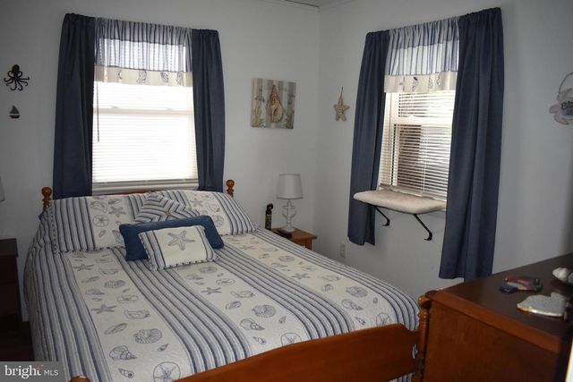 113 E BOAT DR, Tuckerton, NJ 08087