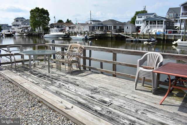 113 E BOAT DR, Tuckerton, NJ 08087