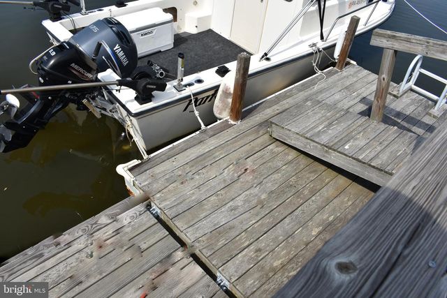 113 E BOAT DR, Tuckerton, NJ 08087