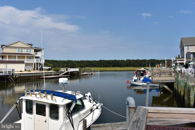 113 E BOAT DR, Tuckerton, NJ 08087
