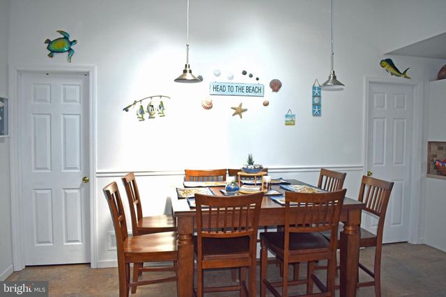 113 E BOAT DR, Tuckerton, NJ 08087