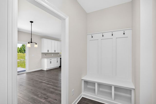 5023 Salient Dr, Spring Hill, TN 37174