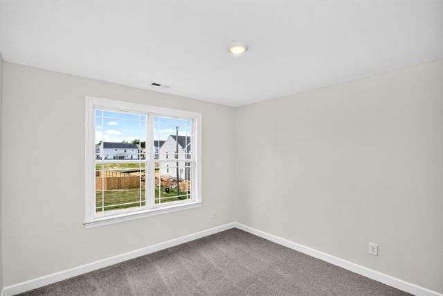 5023 Salient Dr, Spring Hill, TN 37174