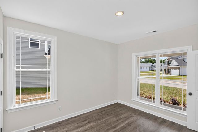 5023 Salient Dr, Spring Hill, TN 37174