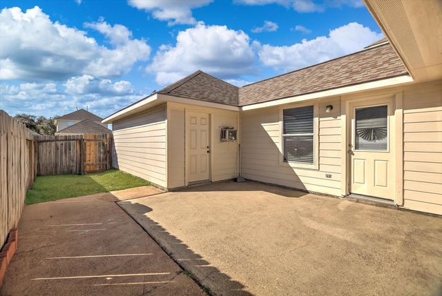 6445 Mountain Pines Lane, Katy, TX 77449