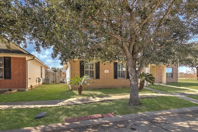 6445 Mountain Pines Lane, Katy, TX 77449