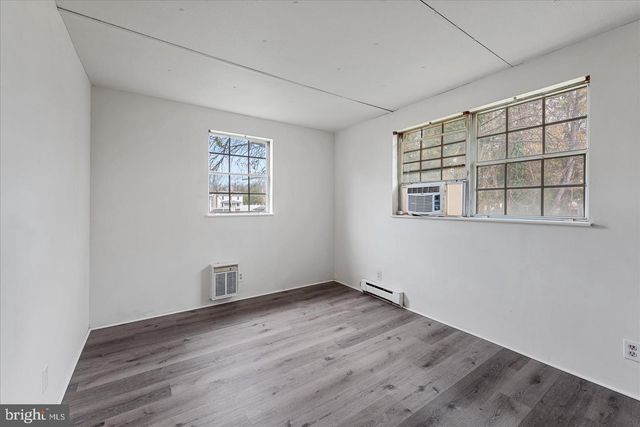 111 S MCDONALD ST, Ranson, WV 25438