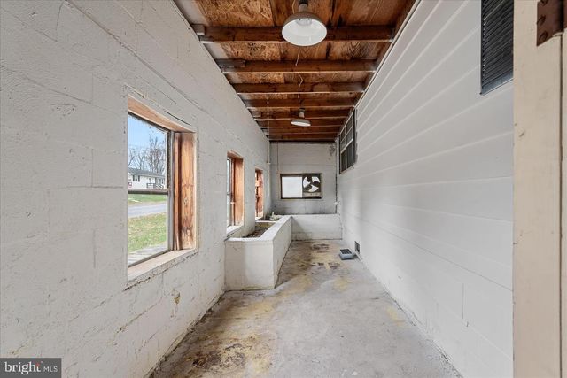 111 S MCDONALD ST, Ranson, WV 25438