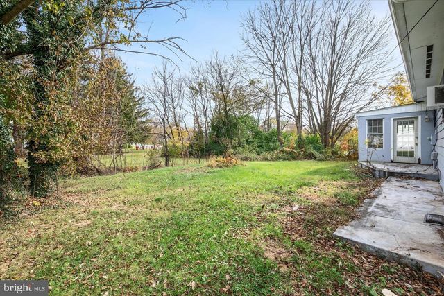 111 S MCDONALD ST, Ranson, WV 25438
