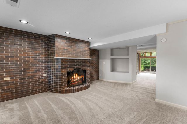 16101 Hilltop Road, Eden Prairie, MN 55347