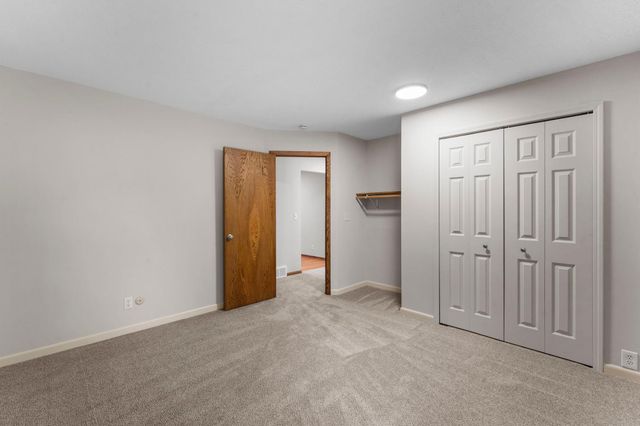 16101 Hilltop Road, Eden Prairie, MN 55347