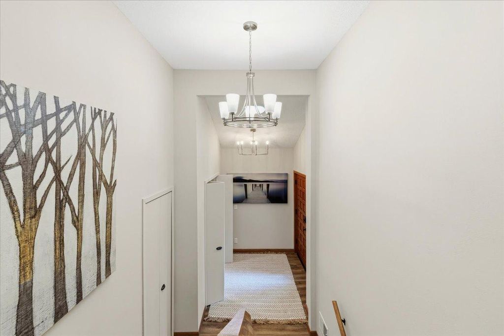16101 Hilltop Road, Eden Prairie, MN 55347 — photo 3