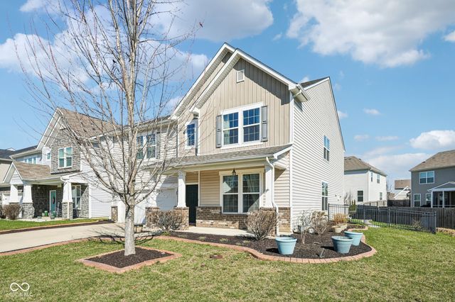 5788 Pebblebrooke Road, Whitestown, IN 46075