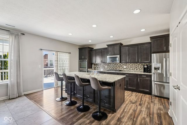 5788 Pebblebrooke Road, Whitestown, IN 46075