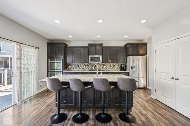 5788 Pebblebrooke Road, Whitestown, IN 46075