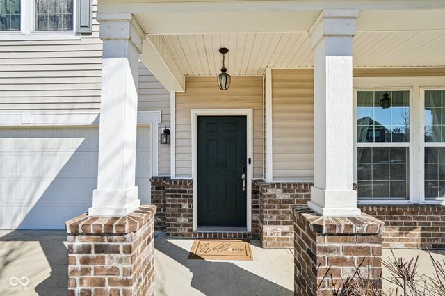 5788 Pebblebrooke Road, Whitestown, IN 46075