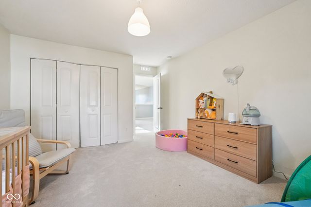 5788 Pebblebrooke Road, Whitestown, IN 46075