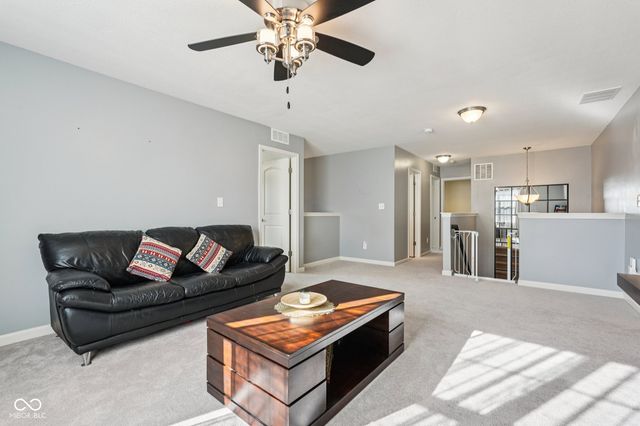 5788 Pebblebrooke Road, Whitestown, IN 46075