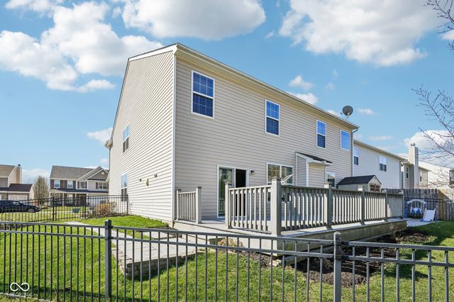 5788 Pebblebrooke Road, Whitestown, IN 46075