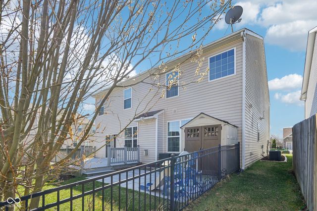 5788 Pebblebrooke Road, Whitestown, IN 46075