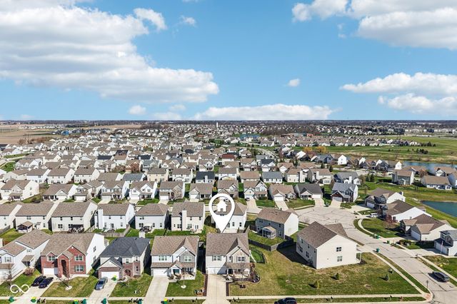 5788 Pebblebrooke Road, Whitestown, IN 46075