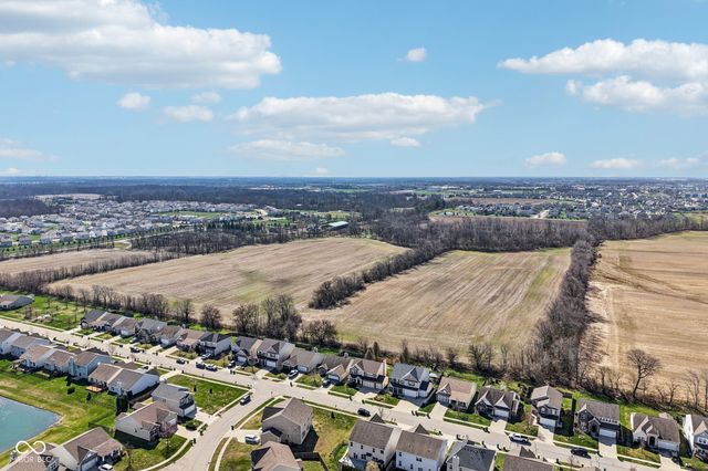 5788 Pebblebrooke Road, Whitestown, IN 46075