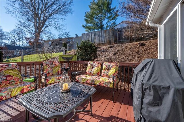 1204 Bebb Willow Lane, Lewisville, NC 27023